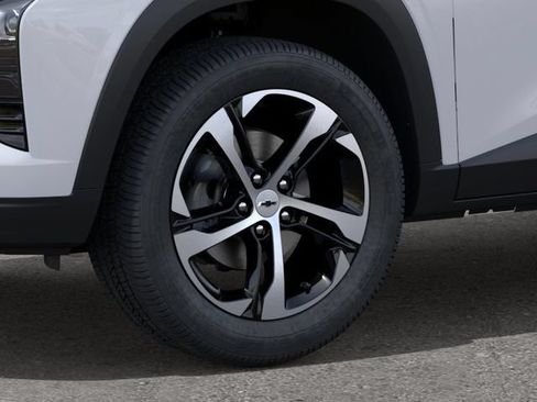 New 2026 Chevrolet Trax RS w/ Sunroof Package FWD image 9