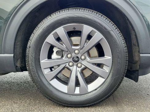 Certified 2023 Ford Explorer XLT w/ Equipment Group 202A image 9