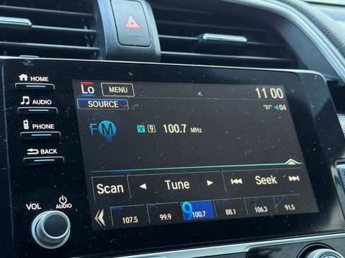 Used 2020 Honda Civic Sport image 17