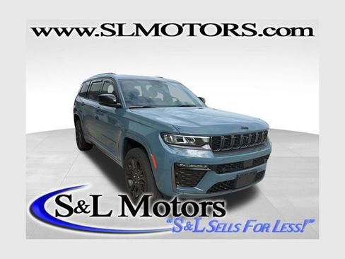 Used 2026 Jeep Grand Cherokee L Limited AWD/4WD image 1