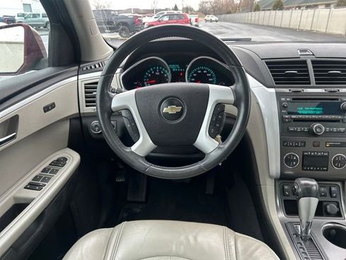 Used 2010 Chevrolet Traverse LTZ image 15