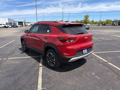 New 2026 Chevrolet TrailBlazer LT FWD image 7