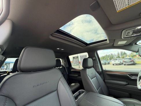 Used 2024 GMC Sierra 1500 Denali AWD/4WD image 15