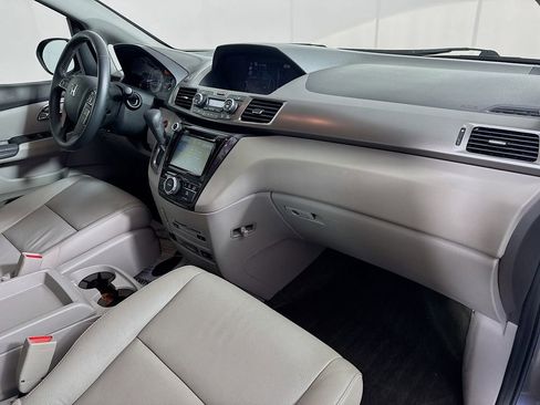 Used 2016 Honda Odyssey Touring image 39