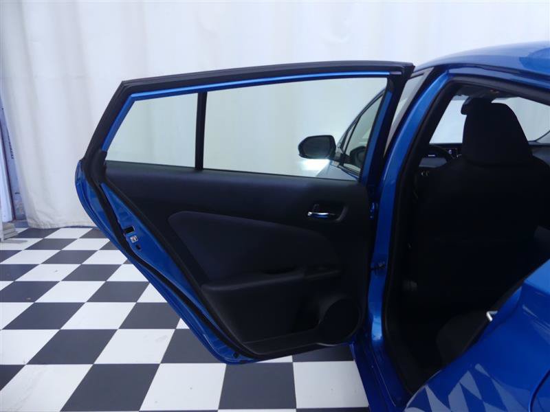 Used 2020 Toyota Prius LE AWD/4WD image 22