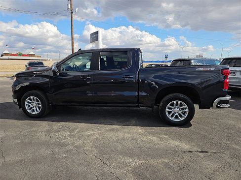 Used 2022 Chevrolet Silverado 1500 LT w/ Safety Package image 3