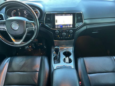 Used 2021 Jeep Grand Cherokee Limited w/ Luxury Group II AWD/4WD image 14