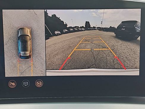 Used 2024 Cadillac Lyriq Luxury w/ LPO, Floor Liner Package RWD image 24