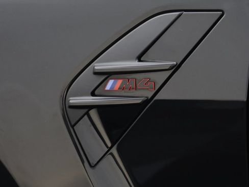 Used 2025 BMW M4 CS AWD/4WD image 4