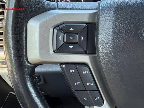 Used 2022 Ford F350 Lariat w/ Black Appearance Package AWD/4WD image 26