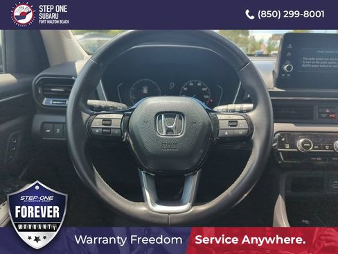 Used 2025 Honda Pilot EX-L image 17