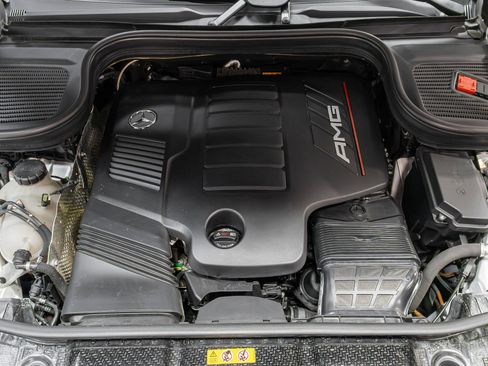 Used 2024 Mercedes-Benz GLE 53 AMG 4MATIC Coupe image 40