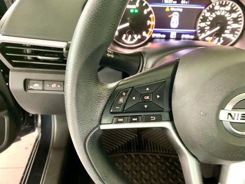 Used 2022 Nissan Altima 2.5 SV FWD image 31