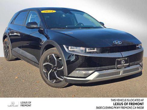 Used 2024 Hyundai Ioniq 5 SE image 1