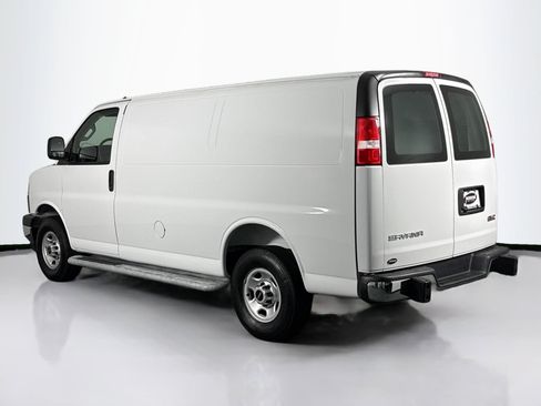 Used 2025 GMC Savana 2500 w/ Driver Convenience Package RWD image 9