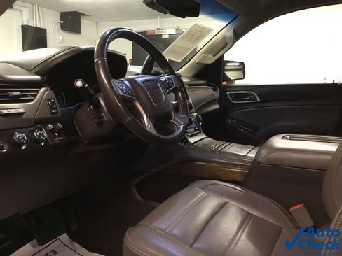 Used 2019 GMC Yukon Denali AWD/4WD image 28