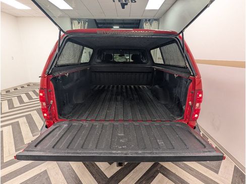 Used 2013 Chevrolet Silverado 2500 LT w/ Interior Plus Package AWD/4WD image 24