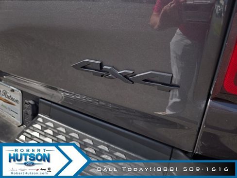 Used 2020 RAM 1500 Big Horn AWD/4WD image 26