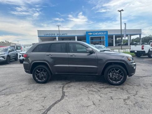 Used 2021 Jeep Grand Cherokee Limited w/ Quick Order Package 28K 80th RWD image 2