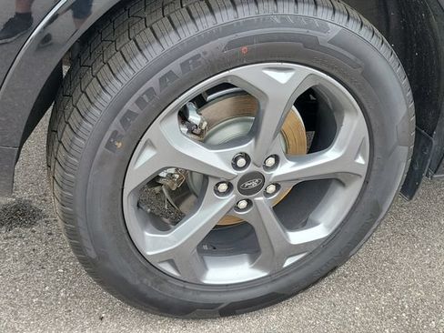 Used 2023 Ford Escape ST-Line w/ Tech Pack #1 AWD/4WD image 5