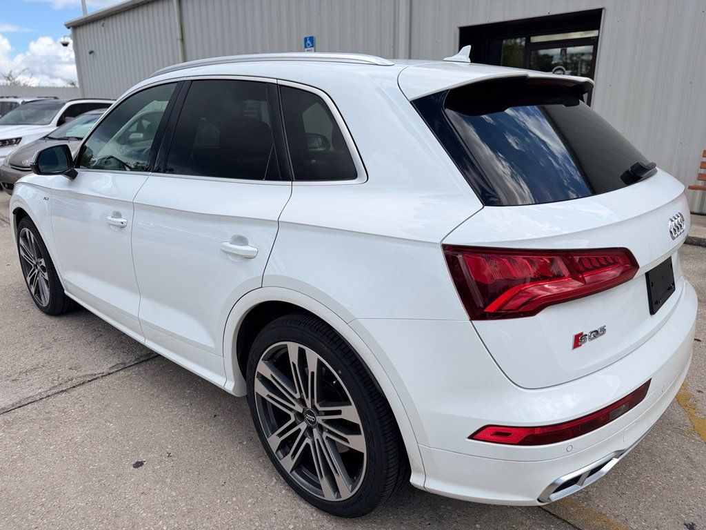 Used 2018 Audi SQ5 Prestige w/ Prestige Package AWD/4WD image 4