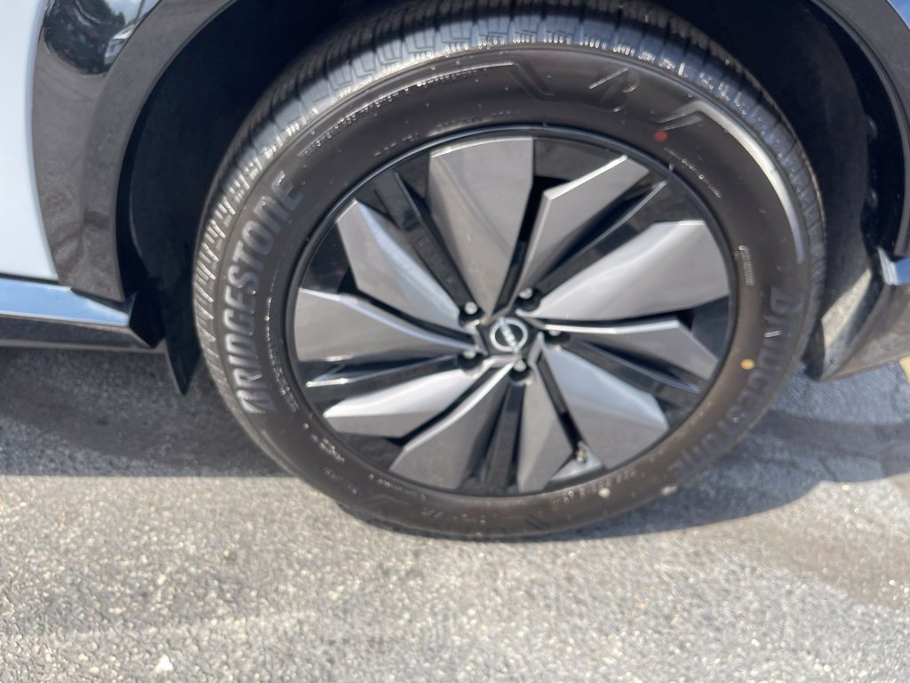 Certified 2024 Nissan Ariya FWD image 27