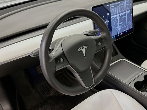 Used 2021 Tesla Model 3 Long Range image 17