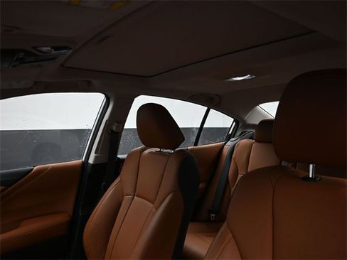 Used 2021 Subaru Legacy Touring XT image 14