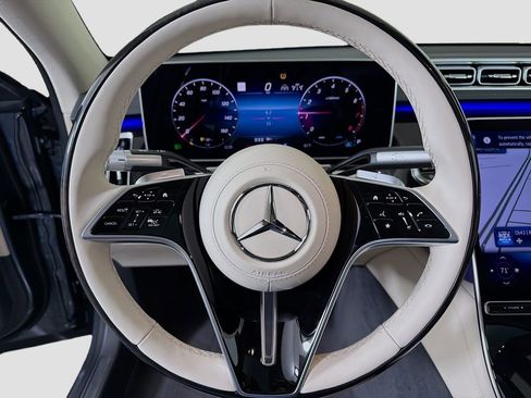 New 2026 Mercedes-Benz S 580 4MATIC Sedan image 13