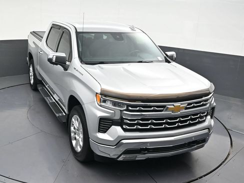 Used 2022 Chevrolet Silverado 1500 LTZ RWD image 25