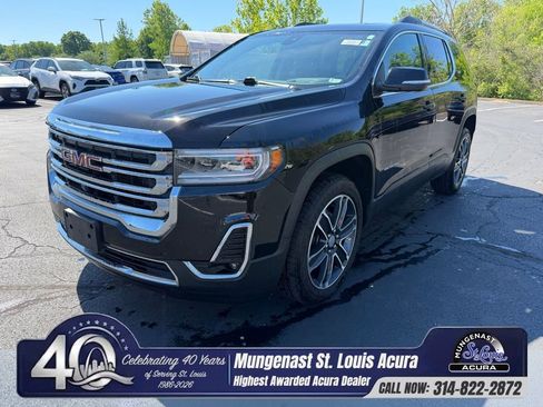 Used 2022 GMC Acadia SLT w/ Technology Package FWD image 1