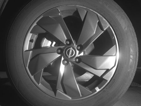 Used 2025 Nissan Rogue SV image 12