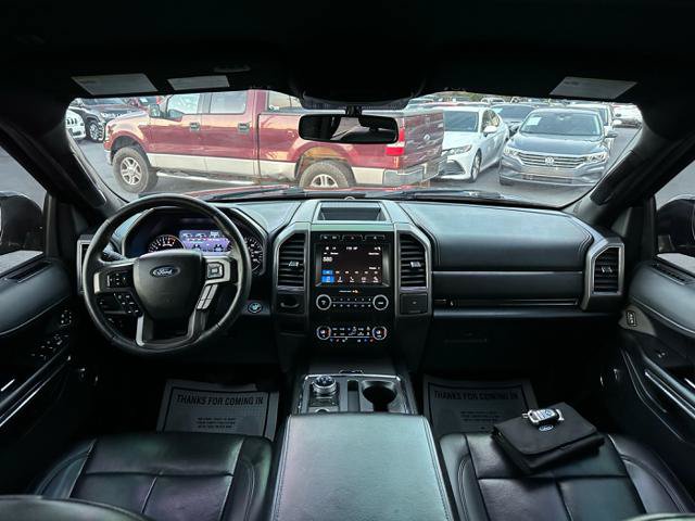 Used 2019 Ford Expedition XLT w/ Equipment Group 202A AWD/4WD image 21