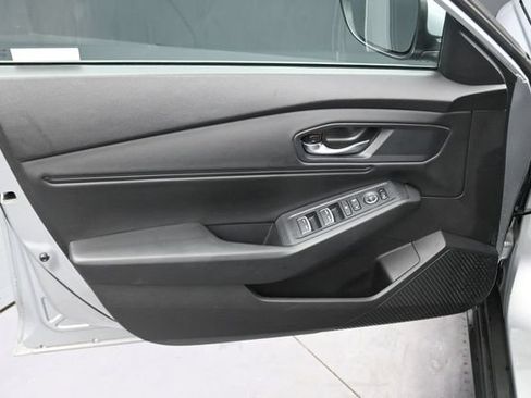 Used 2024 Honda Accord EX image 12