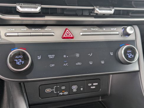 Used 2025 Hyundai Sonata SEL FWD image 29
