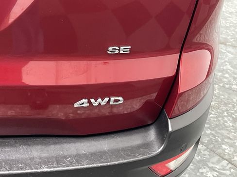 Used 2019 Ford EcoSport SE w/ SE Convenience Package image 30