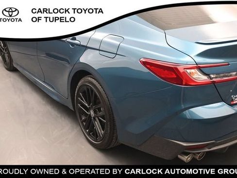 Used 2025 Toyota Camry SE FWD image 12