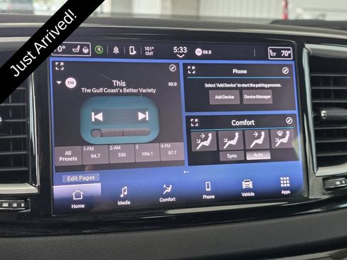 Used 2024 Chrysler Pacifica Touring-L FWD image 20