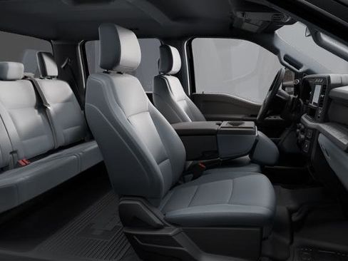 New 2025 Ford F550 4x4 Crew Cab Super Duty image 15