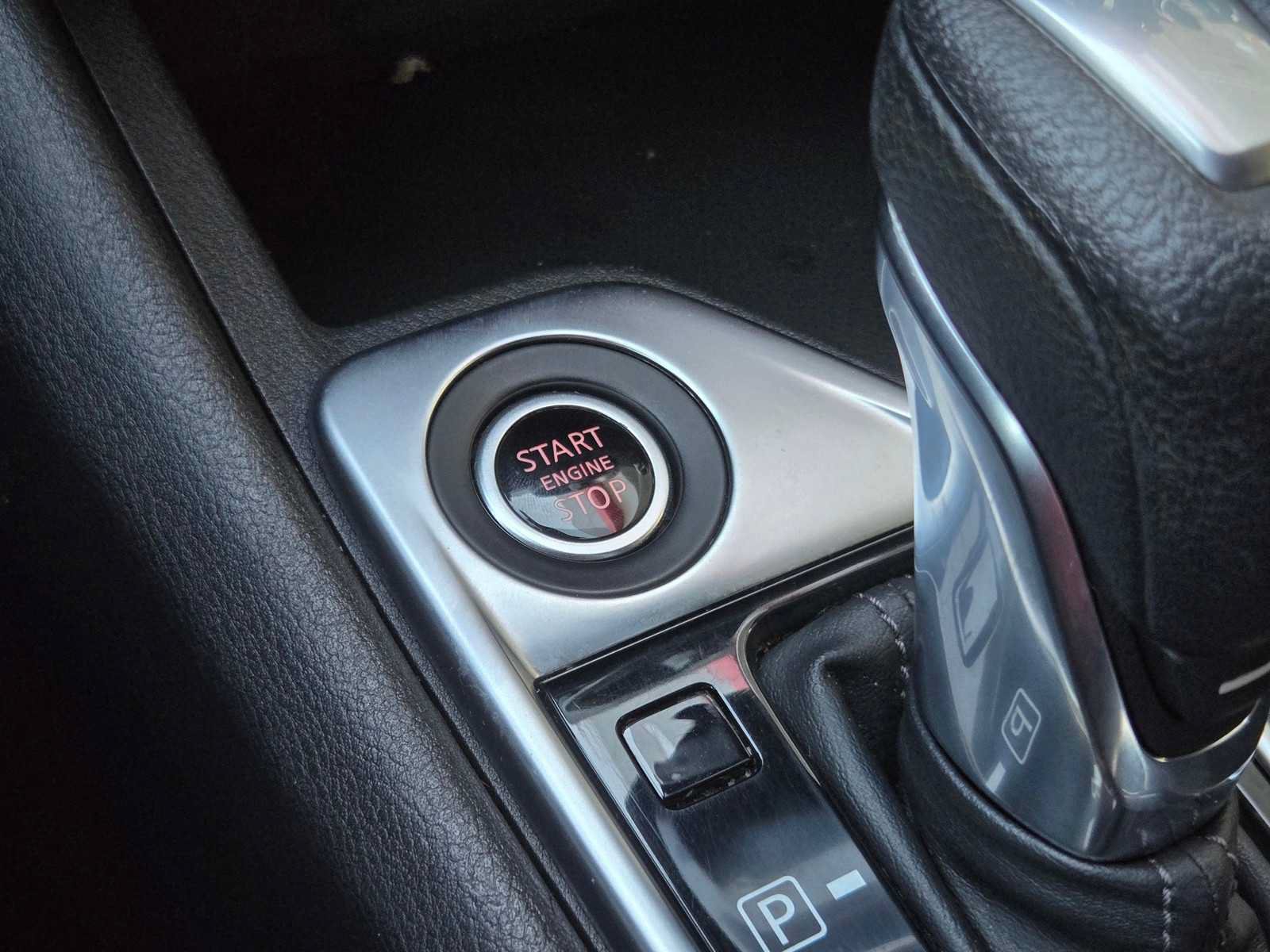 Used 2020 Nissan Sentra SV w/ Electronics Package FWD image 17