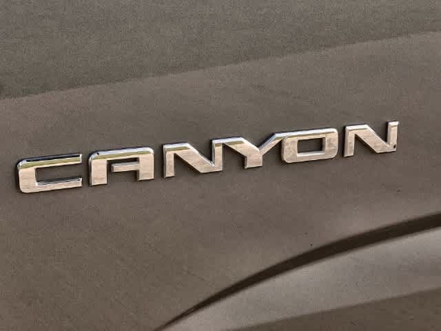 Used 2018 GMC Canyon SLE w/ SLE Convenience Package RWD image 8