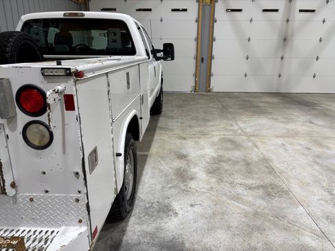 Used 2015 Ford F250 XL image 10