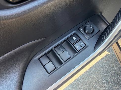 Certified 2025 Toyota RAV4 LE AWD/4WD image 27