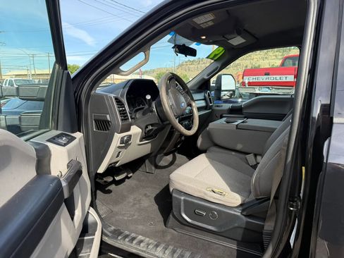 Used 2019 Ford F350 XLT w/ XLT Value Package AWD/4WD image 11