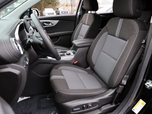 Used 2025 Chevrolet Blazer LT w/ Midnight/Sport Edition image 14