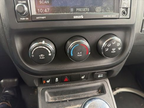 Used 2012 Jeep Patriot Latitude image 41