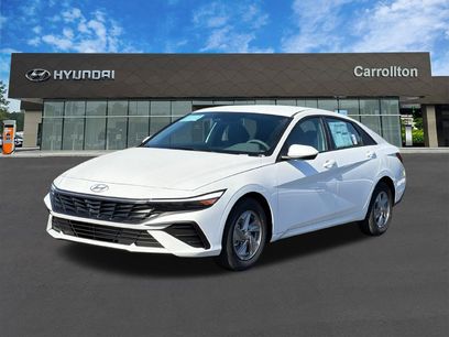New 2026 Hyundai Elantra SE