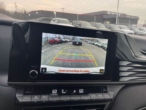 Used 2025 Toyota Camry LE image 17