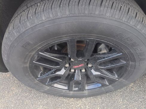 Used 2021 GMC Sierra 1500 Elevation w/ X31 Off-Road Package image 14