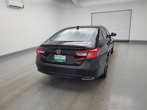 Used 2019 Honda Accord Sport image 7